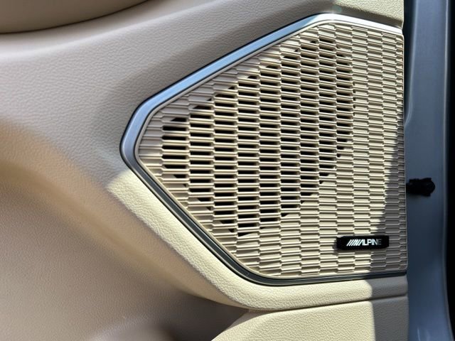 Used 2023 Jeep Grand Cherokee Limited w/ Luxury Tech Group II image 36