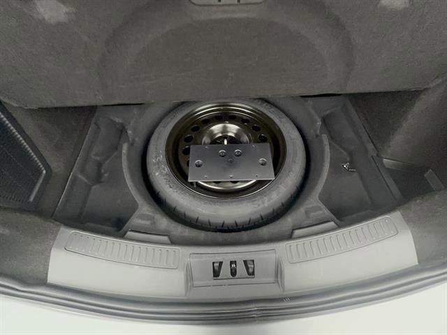 Used 2023 Lincoln Corsair AWD image 28