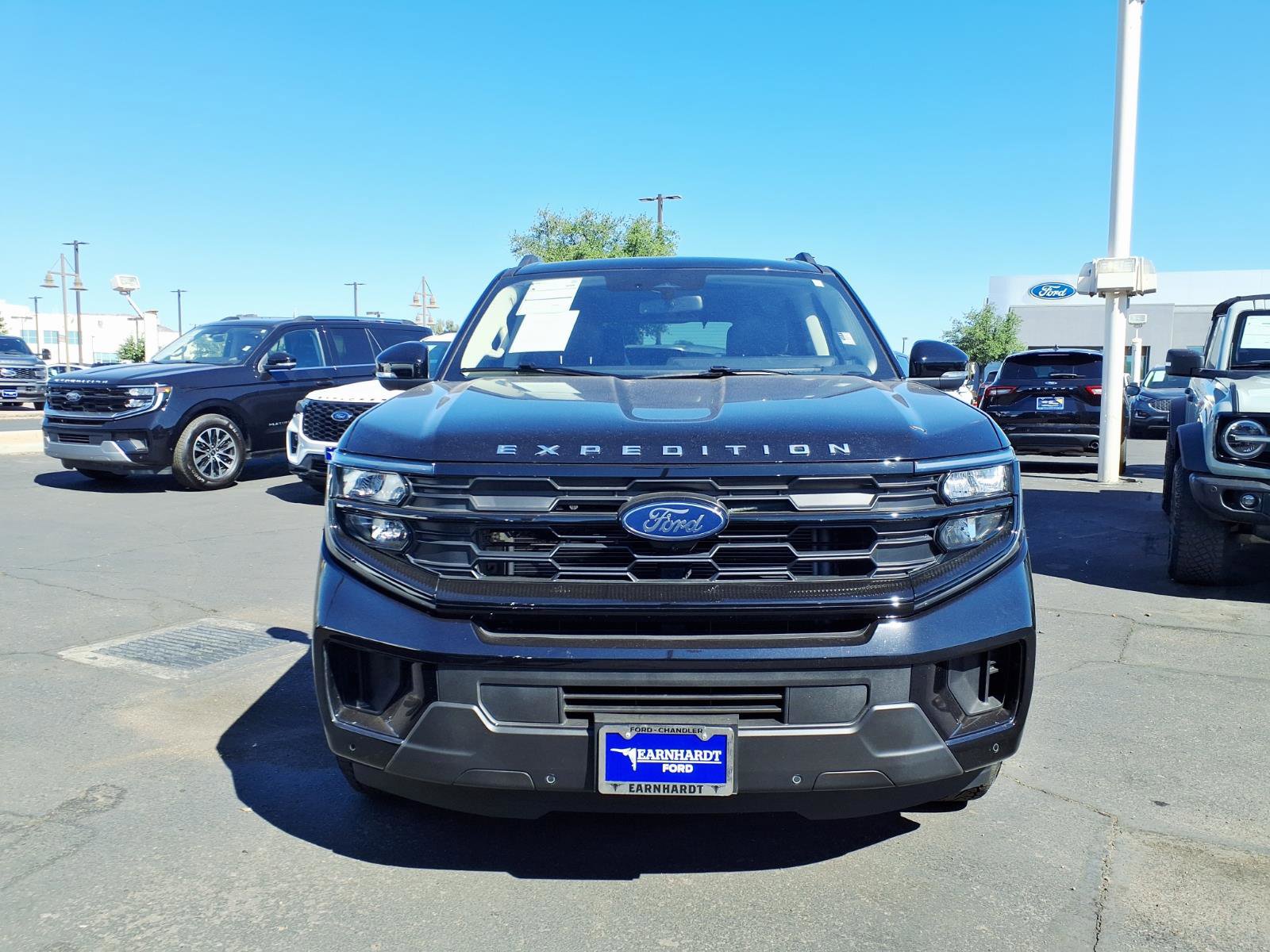Certified 2025 Ford Expedition Active image 2