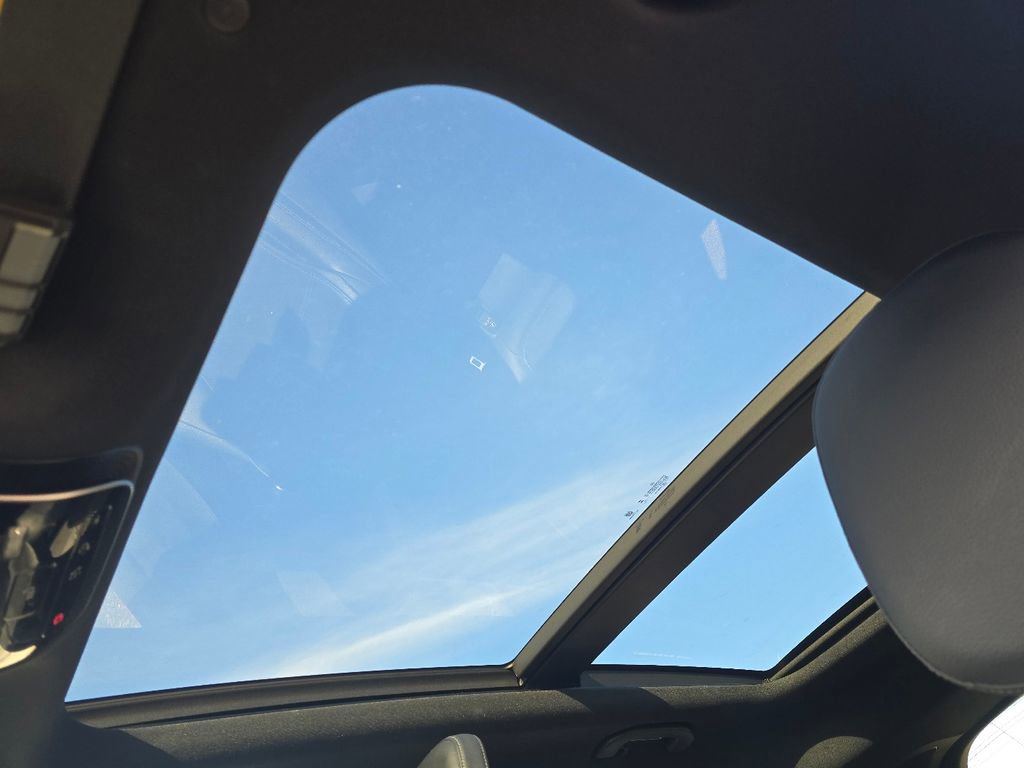 Certified 2024 Mercedes-Benz GLC 300 GLC 300 image 3