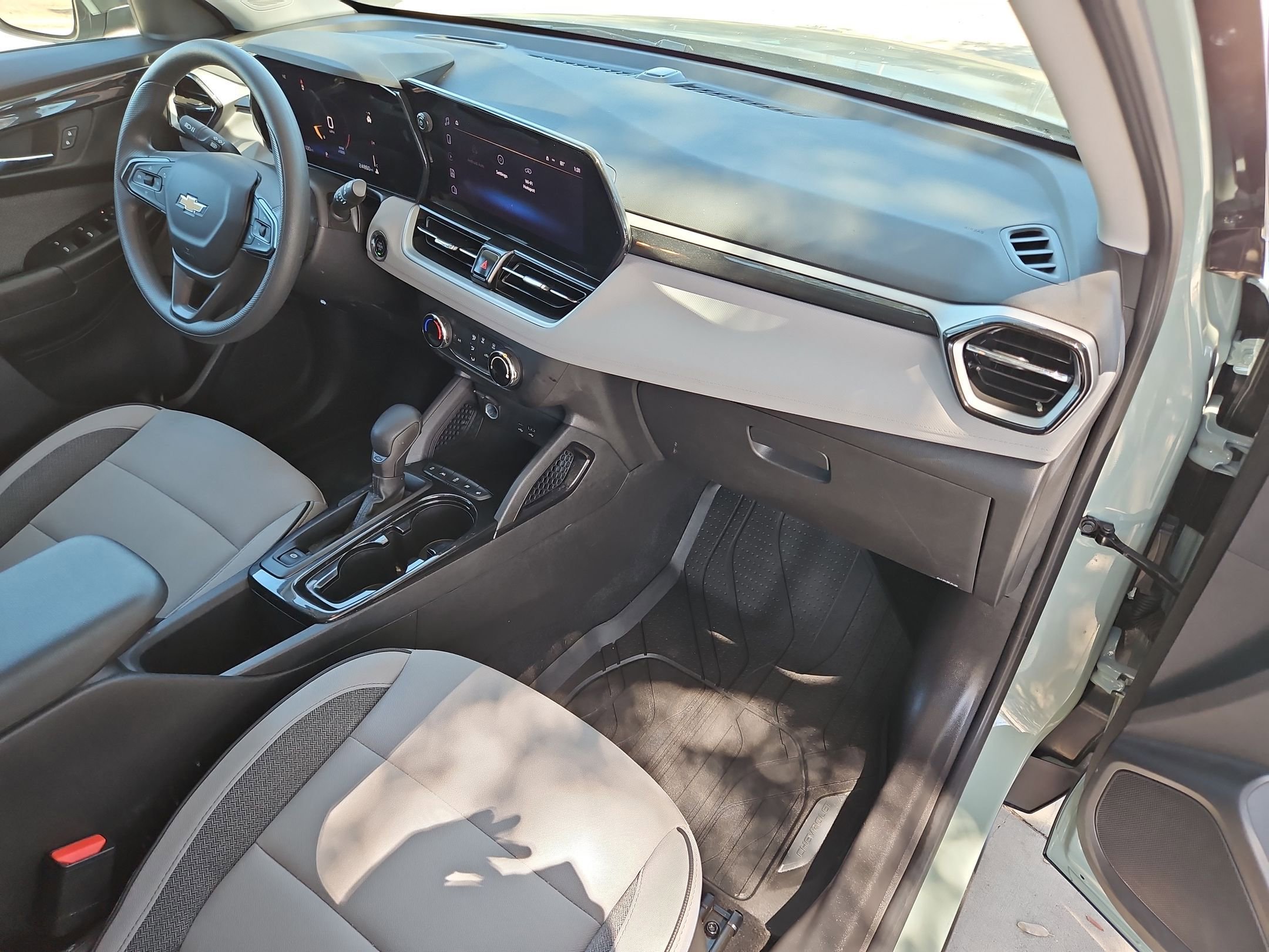 Certified 2025 Chevrolet TrailBlazer LS w/ LS Convenience Package image 29