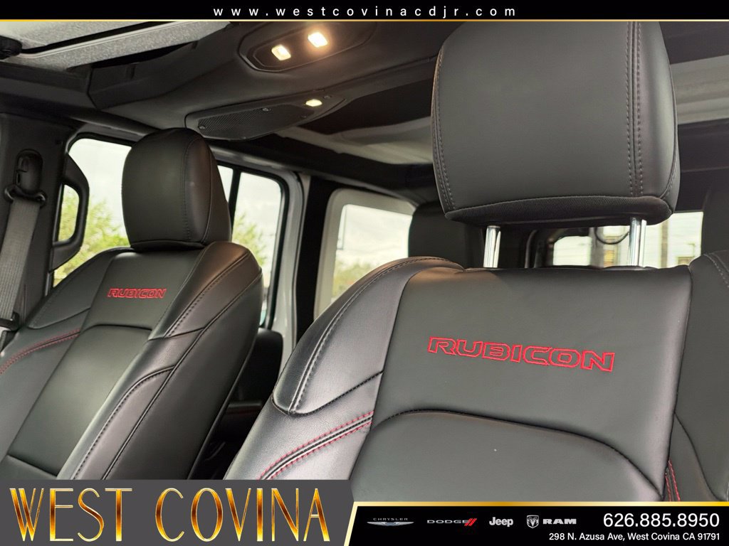 Used 2024 Jeep Wrangler Unlimited Rubicon AWD/4WD image 16