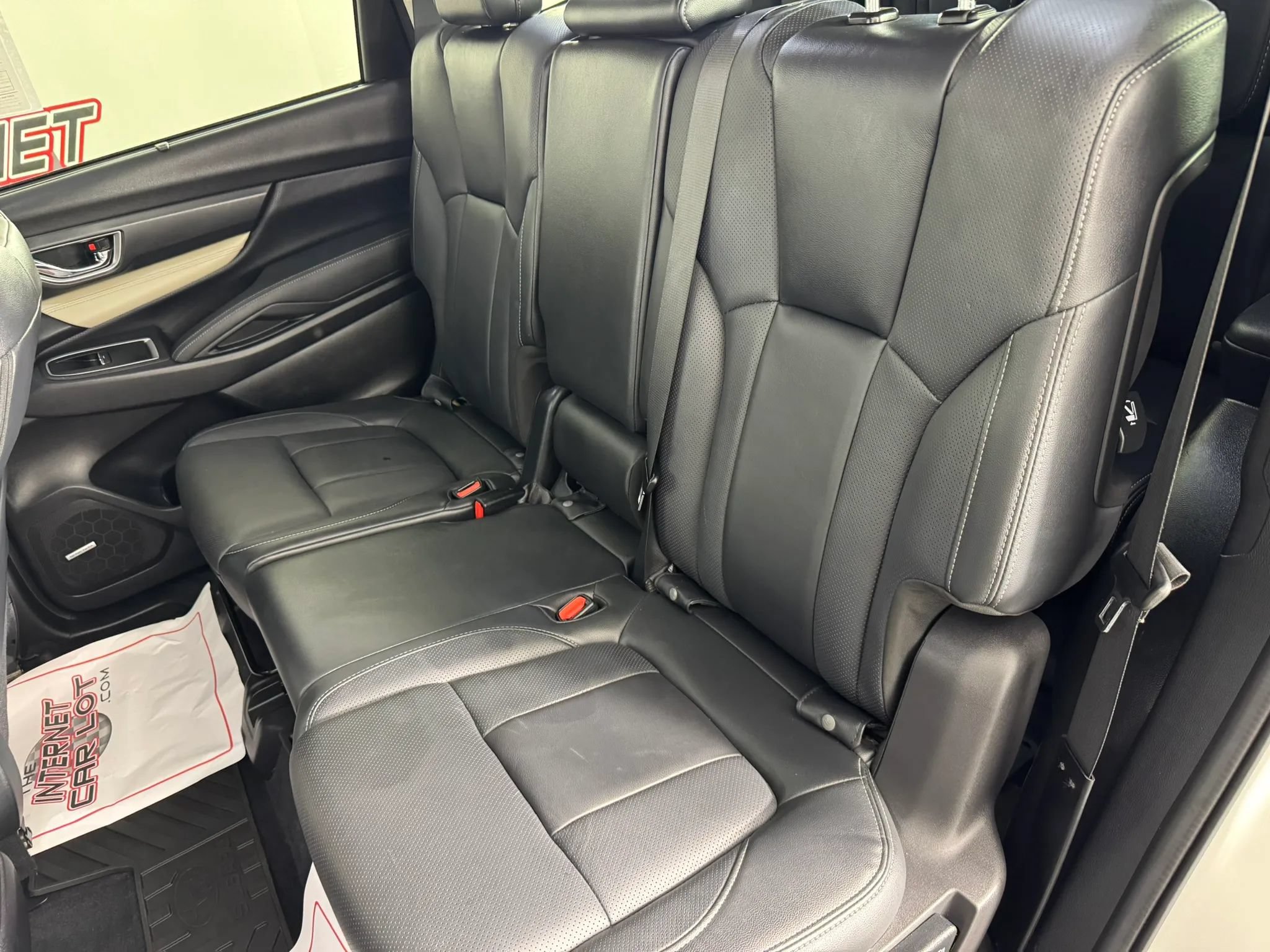 Used 2022 Subaru Ascent Limited w/ Technology Package AWD/4WD image 38