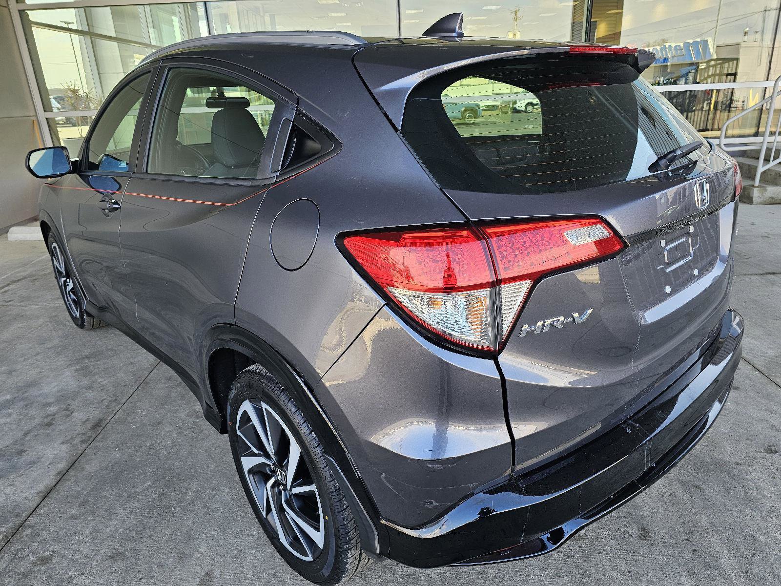 Used 2019 Honda HR-V Sport image 3