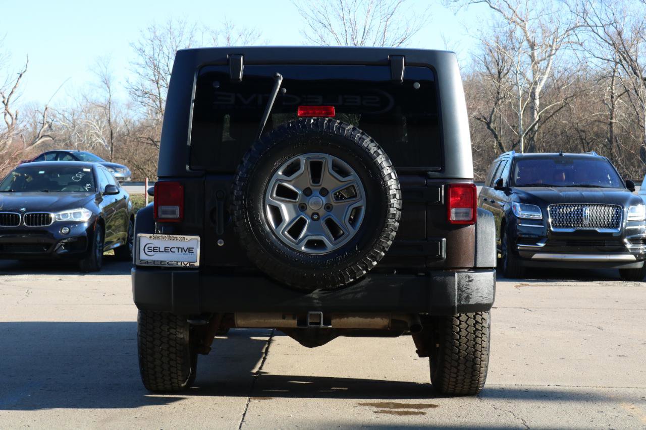 Used 2013 Jeep Wrangler Unlimited Sport image 11