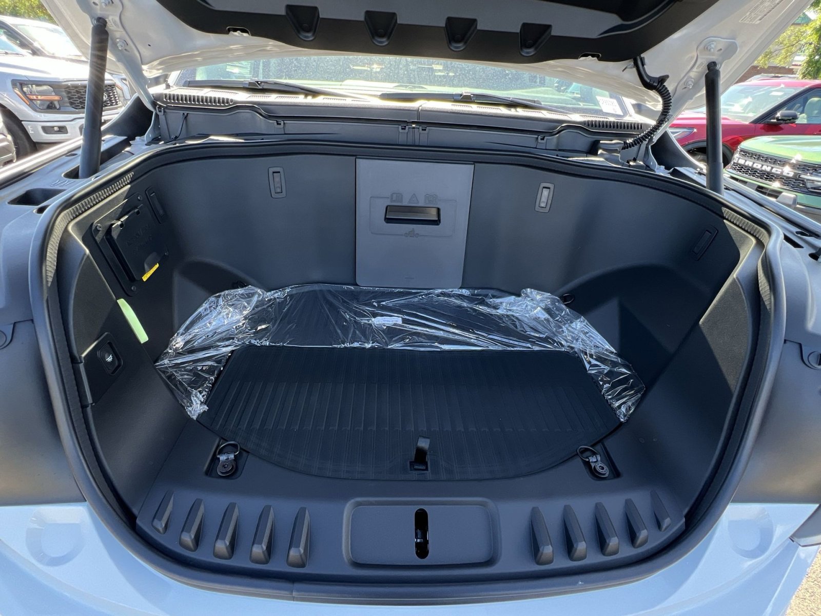 New 2025 Ford F150 Lightning Flash image 27