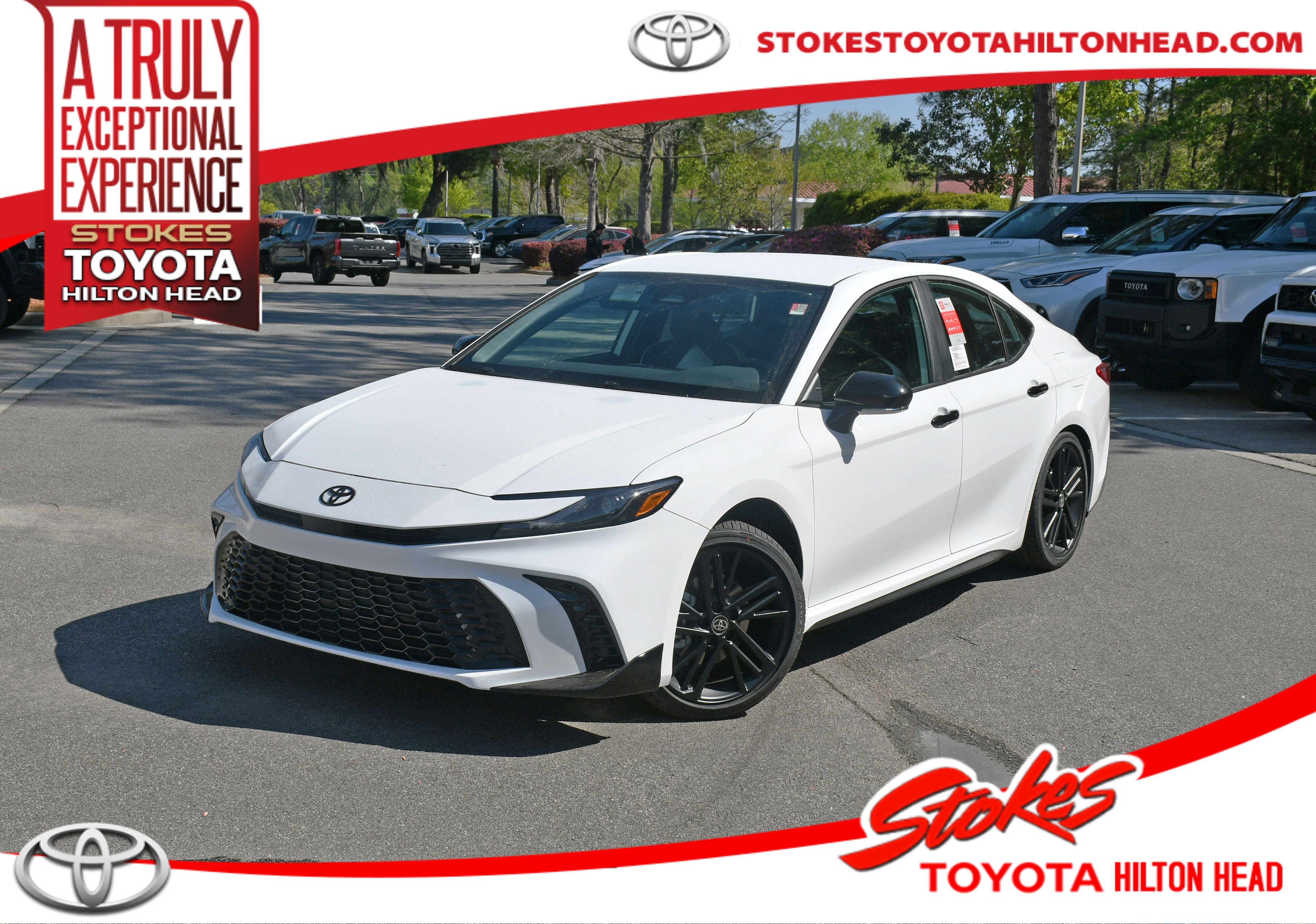 New 2026 Toyota Camry Hybrid FWD image 1