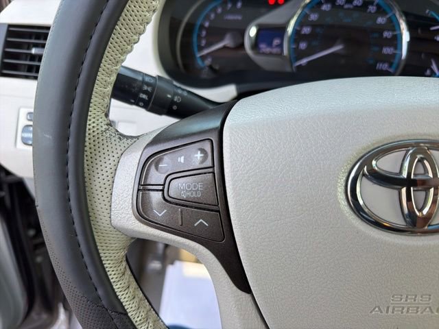 Used 2011 Toyota Sienna XLE w/ Premium Pkg FWD image 30