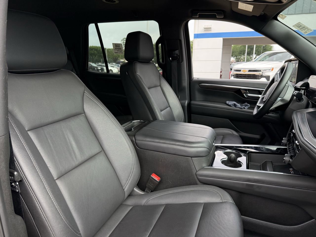 Certified 2025 Chevrolet Tahoe LT AWD/4WD image 22