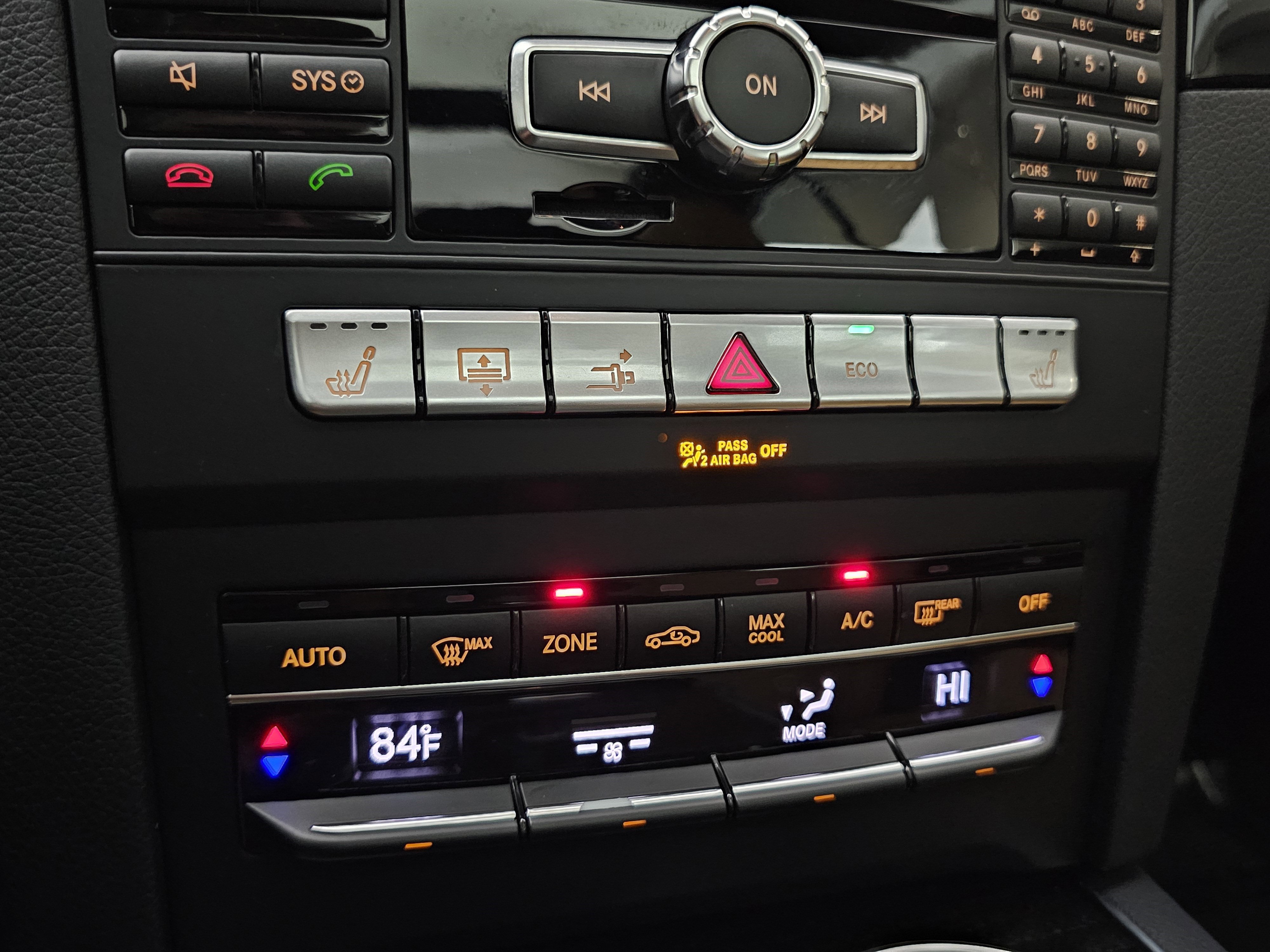 Used 2015 Mercedes-Benz E 400 4MATIC Coupe image 39