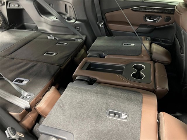 Certified 2025 Honda Pilot Elite image 41