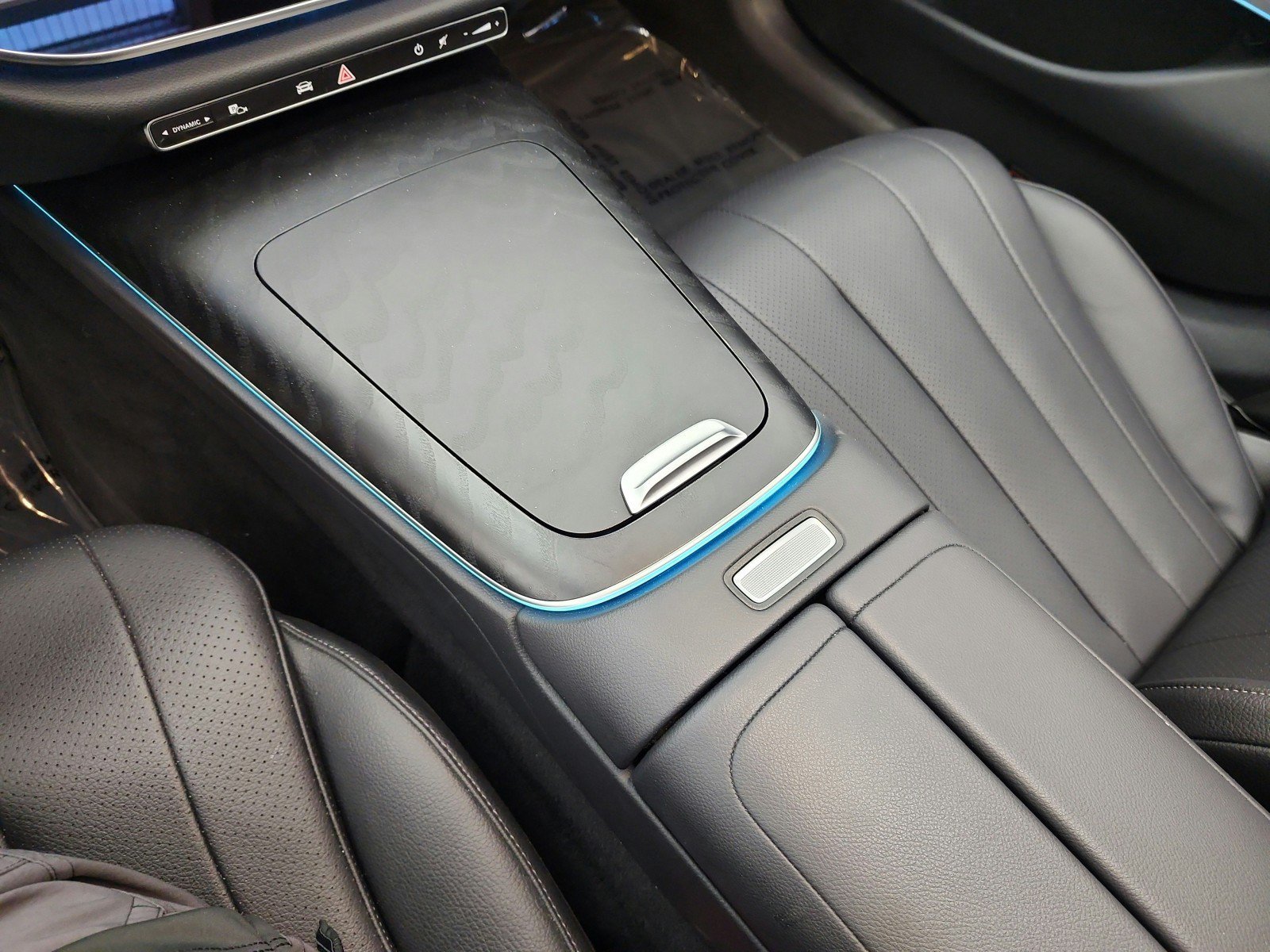 Used 2025 Mercedes-Benz E 350 Sedan w/ Winter Package image 13