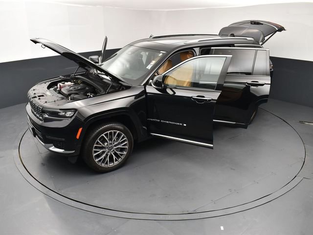 Used 2023 Jeep Grand Cherokee L Summit image 27
