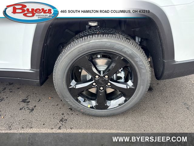 New 2025 Jeep Grand Cherokee L Altitude image 6