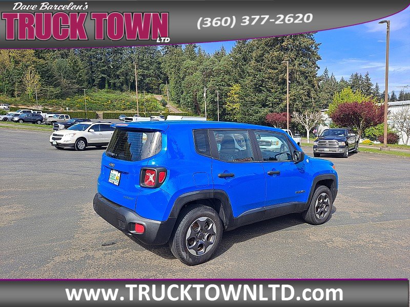 Used 2015 Jeep Renegade Sport w/ Power & Air Group AWD/4WD image 3