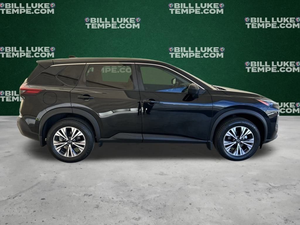Used 2023 Nissan Rogue SV image 6
