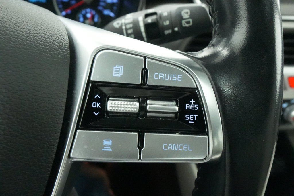 Used 2021 Kia Telluride S AWD/4WD image 38