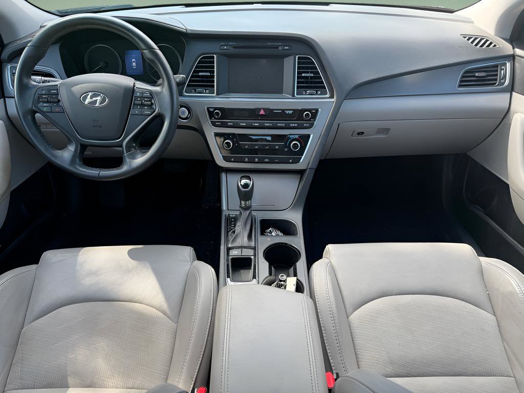 Used 2016 Hyundai Sonata Sport w/ Option Group 1V FWD image 19