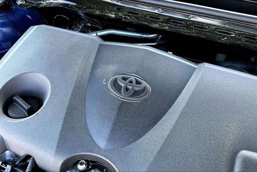 Used 2026 Toyota Camry SE image 33