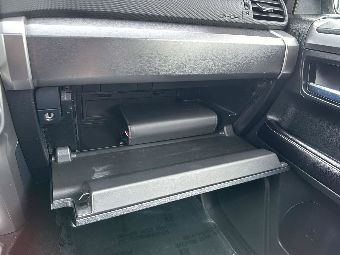 Used 2016 Toyota 4Runner SR5 Premium AWD/4WD image 37