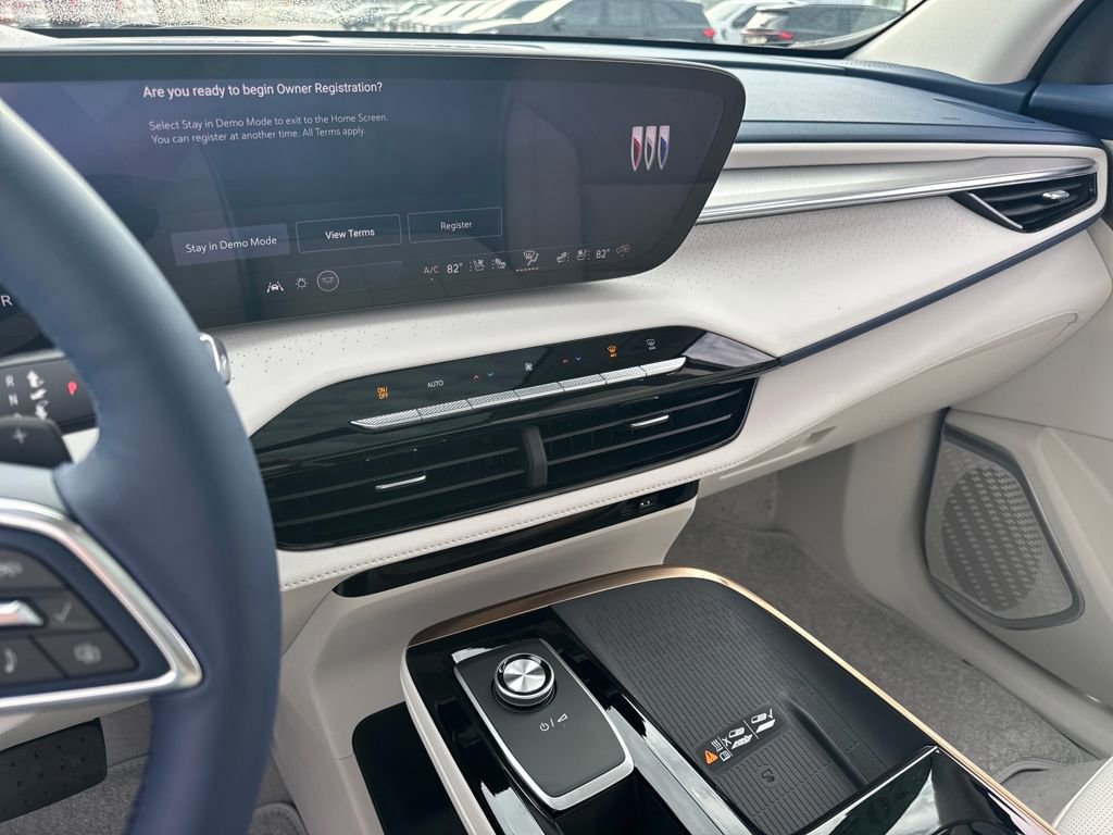 New 2026 Buick Enclave Avenir image 22