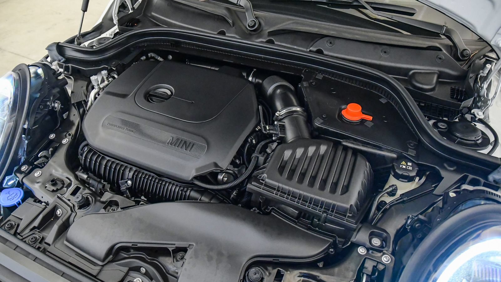 Certified 2024 MINI Cooper S FWD image 27