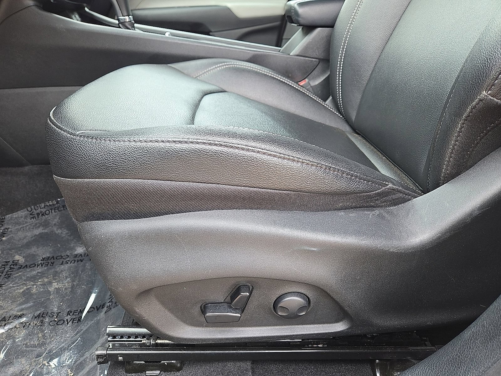 Used 2025 Jeep Compass Limited AWD/4WD image 24