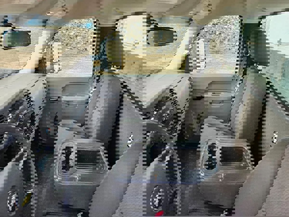 Used 2014 Chevrolet Silverado 3500 W/T image 28