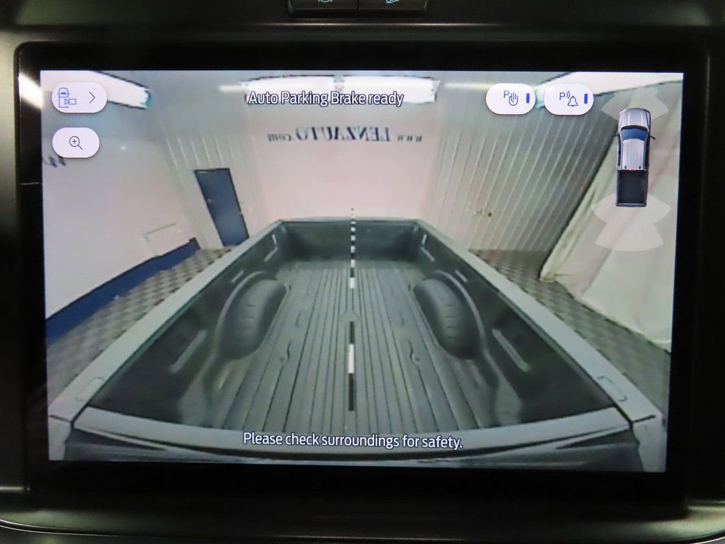 Used 2025 Ford F350 Platinum w/ FX4 Off-Road Package image 18