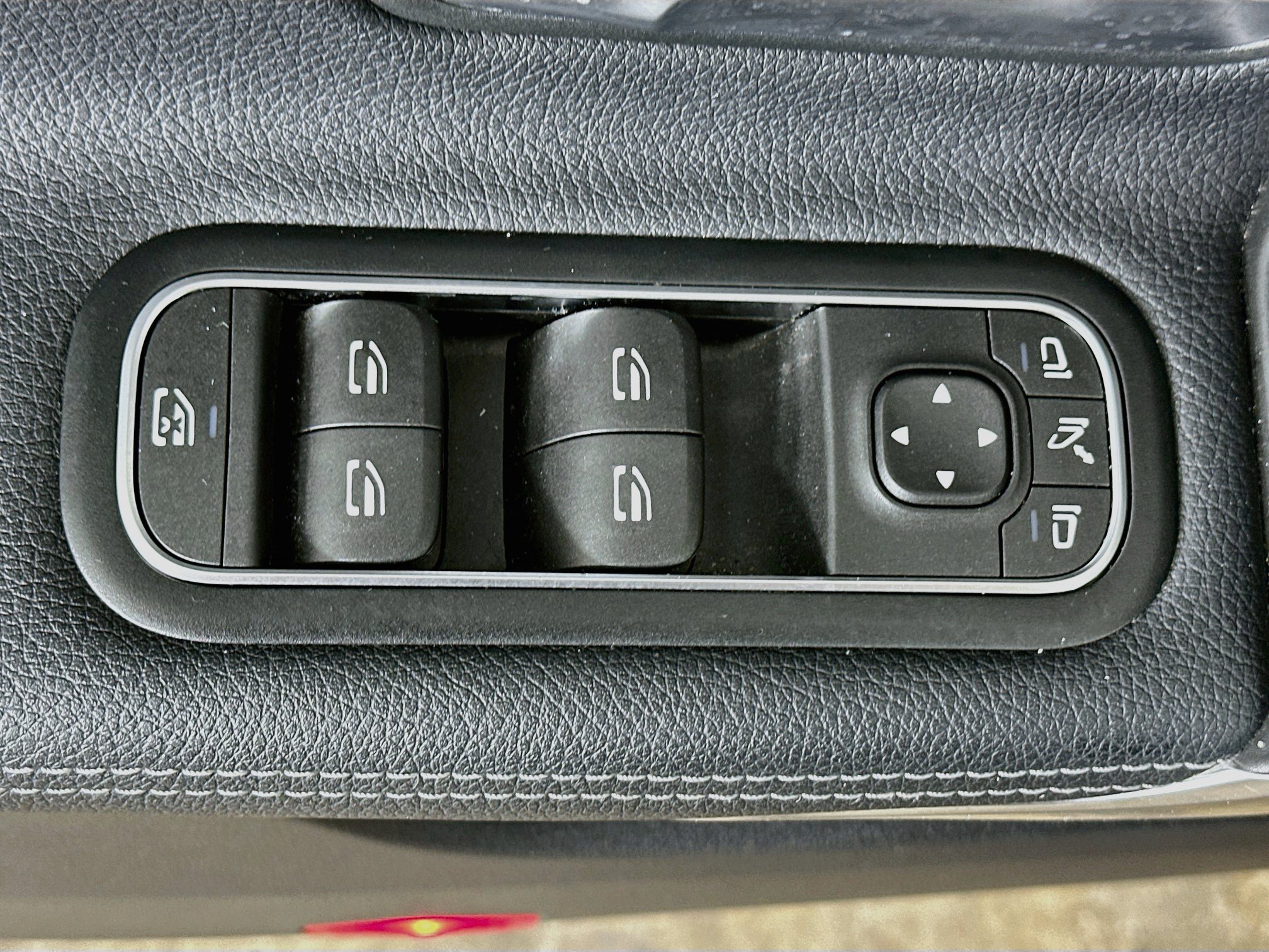 Used 2021 Mercedes-Benz CLA 250 4MATIC image 15