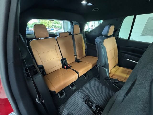 New 2027 Chevrolet Traverse Z71 w/ Driver Confidence Package AWD/4WD image 13