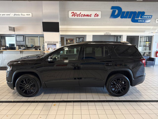 Used 2023 GMC Acadia SLE w/ Driver Convenience Package image 6