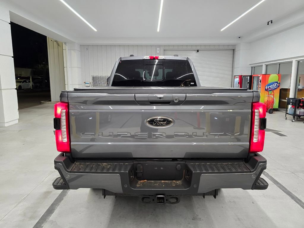 Used 2024 Ford F250 Lariat w/ Black Appearance Package image 5