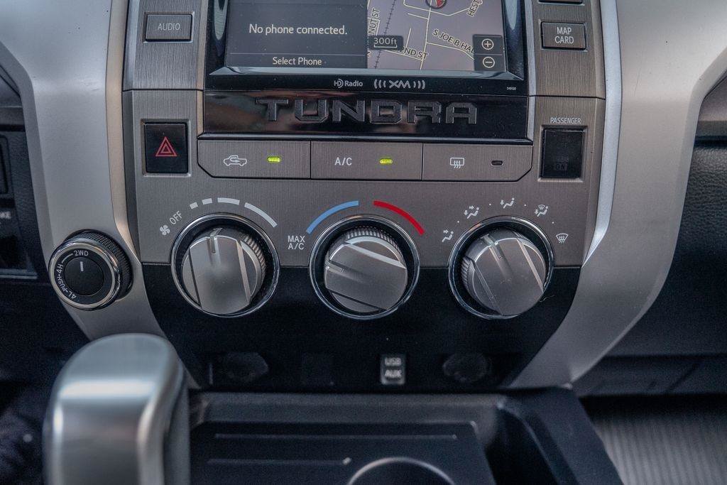 Used 2017 Toyota Tundra SR5 w/ SR5 Upgrade Package AWD/4WD image 29