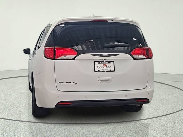 Used 2018 Chrysler Pacifica Touring Plus w/ S Appearance Package FWD image 5
