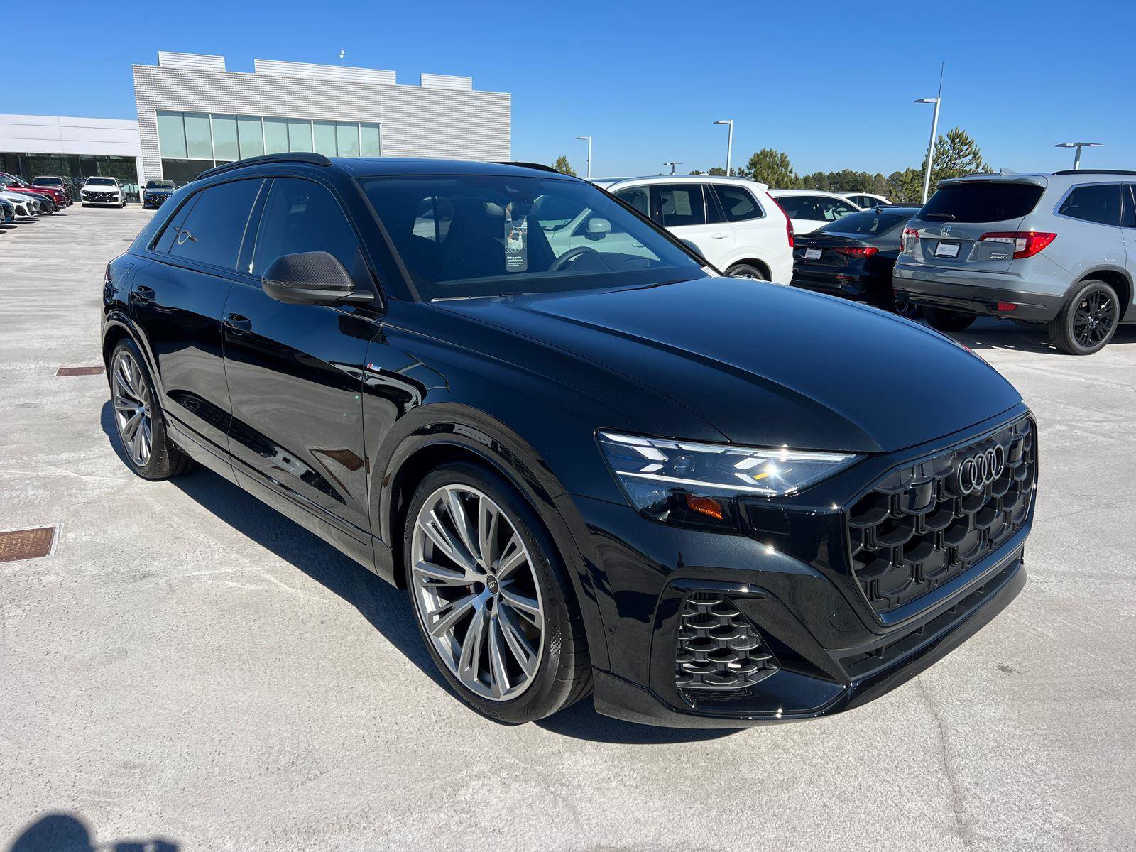 New 2026 Audi Q8 Prestige image 3