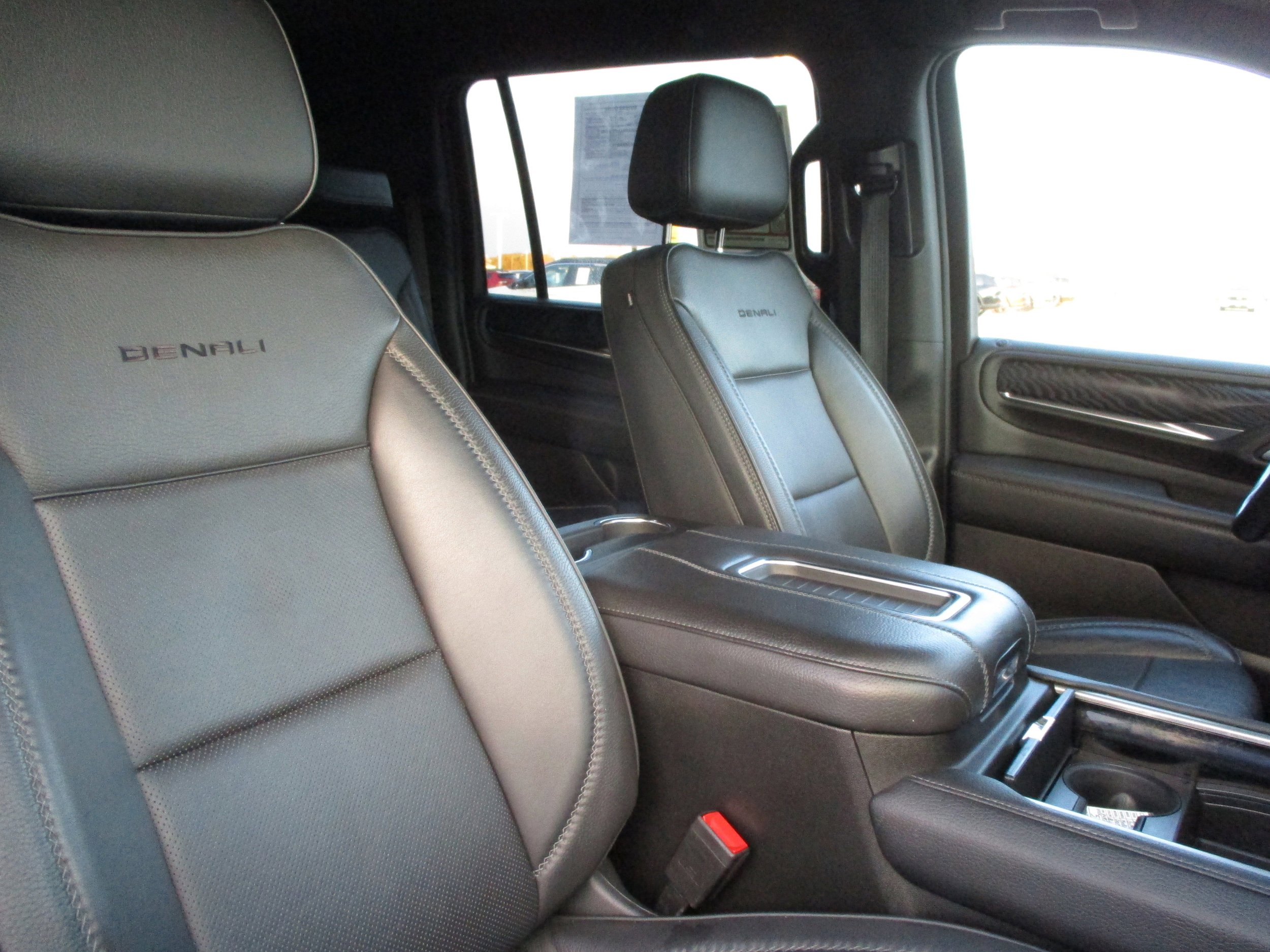 Used 2022 GMC Yukon XL Denali w/ Max Trailering Package image 44