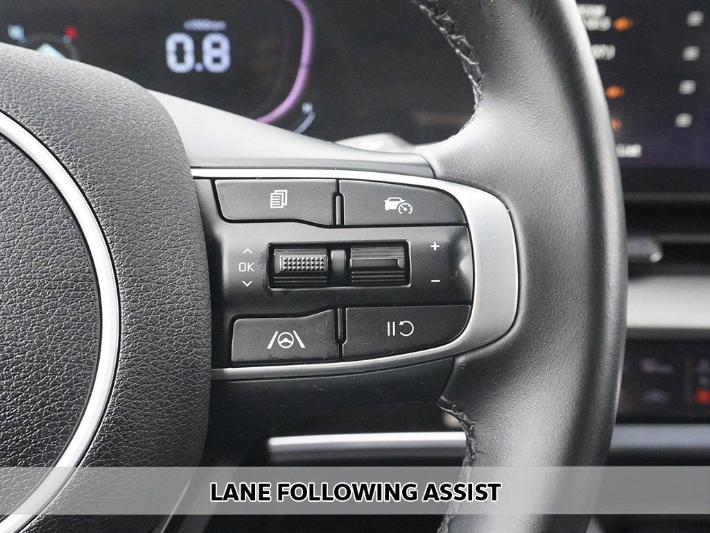 Used 2023 Kia Sportage EX image 4