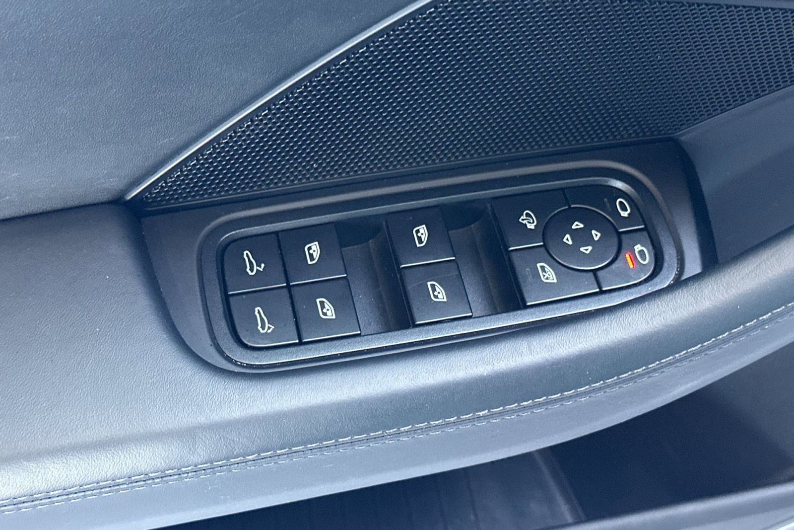 Certified 2022 Porsche Panamera Turbo S AWD/4WD image 13