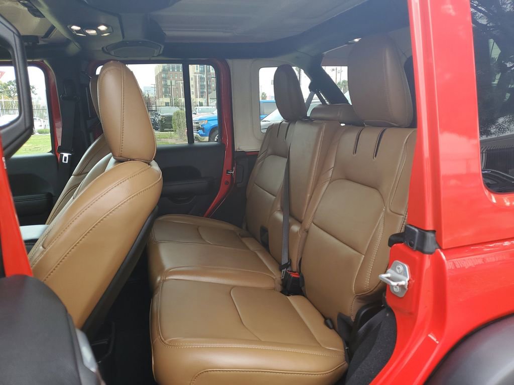 Used 2022 Jeep Wrangler Unlimited Rubicon 4xe w/ Steel Bumper Group image 14