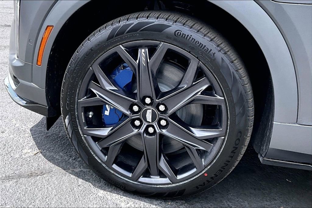 New 2026 Cadillac Optiq V AWD/4WD image 13