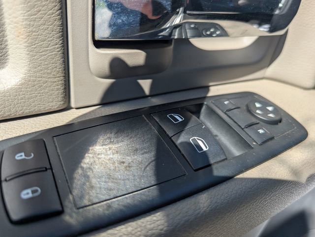 Used 2009 Dodge Ram 1500 Truck SLT image 12