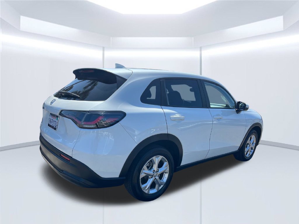 Certified 2024 Honda HR-V LX image 5