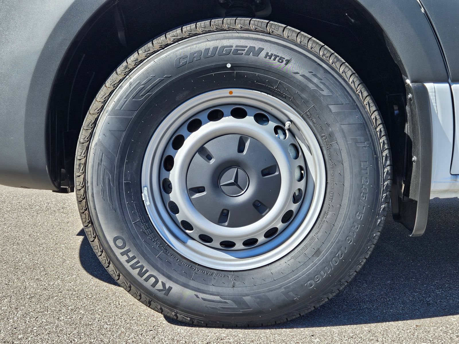 Certified 2025 Mercedes-Benz Sprinter 2500 image 8
