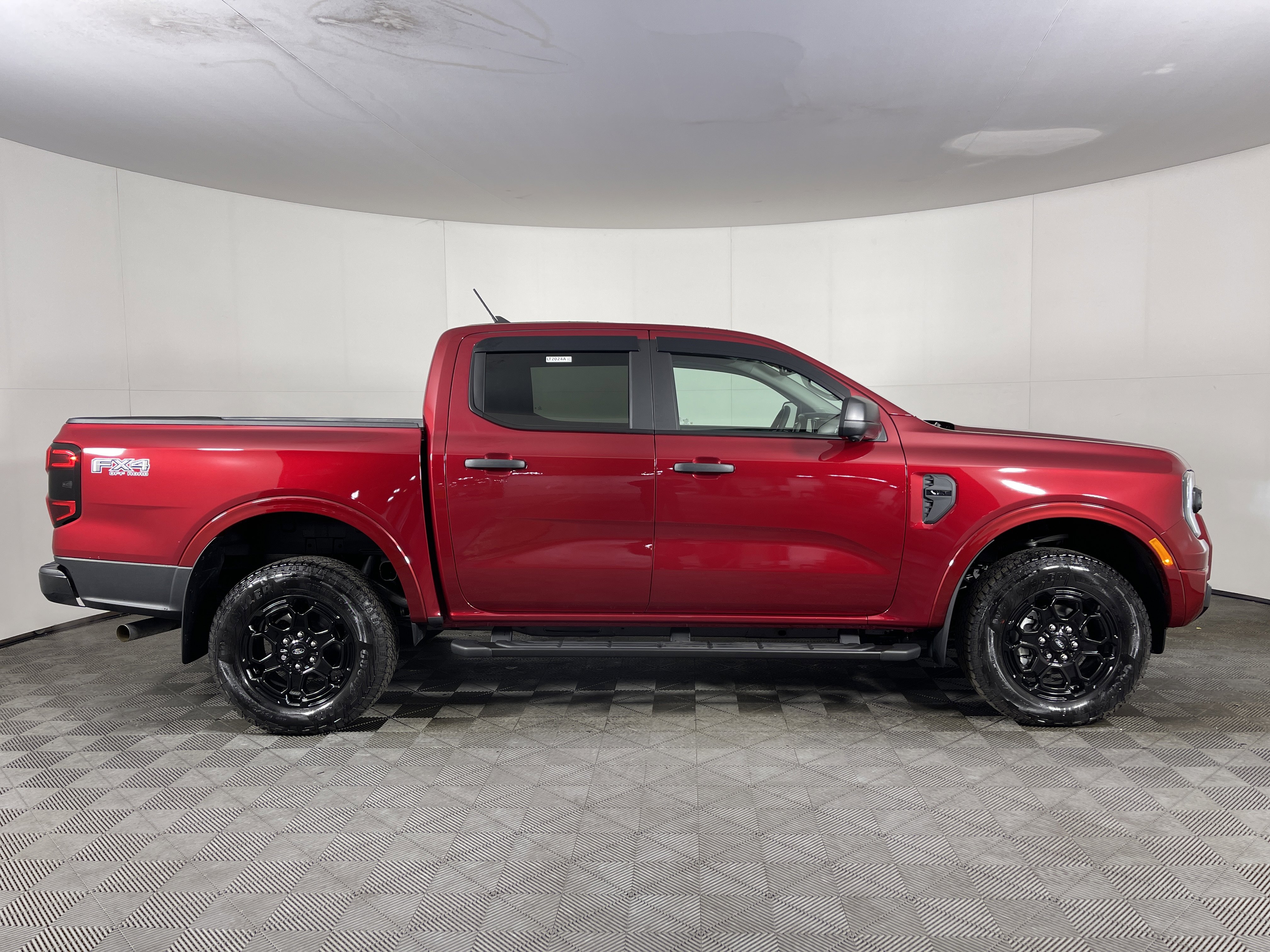 Used 2025 Ford Ranger XLT image 5