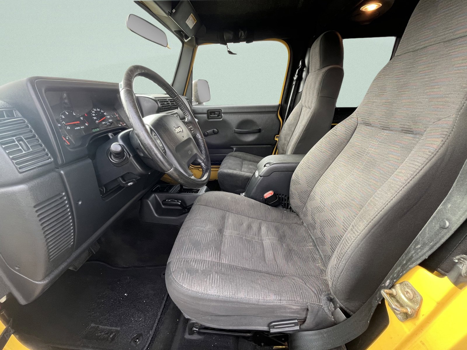 Used 2004 Jeep Wrangler Unlimited AWD/4WD image 13