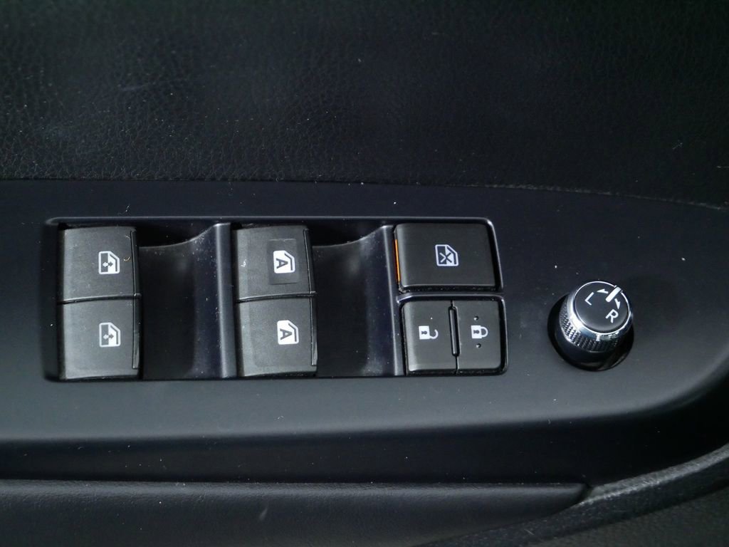 Used 2018 Toyota Highlander XLE image 20