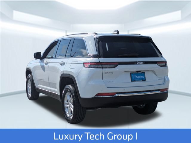 New 2025 Jeep Grand Cherokee Laredo w/ Luxury Tech Group I AWD/4WD image 3
