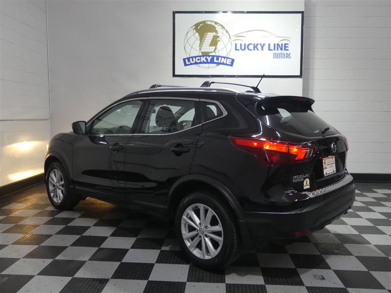 Used 2018 Nissan Rogue Sport SV w/ SV All-Weather Package image 11