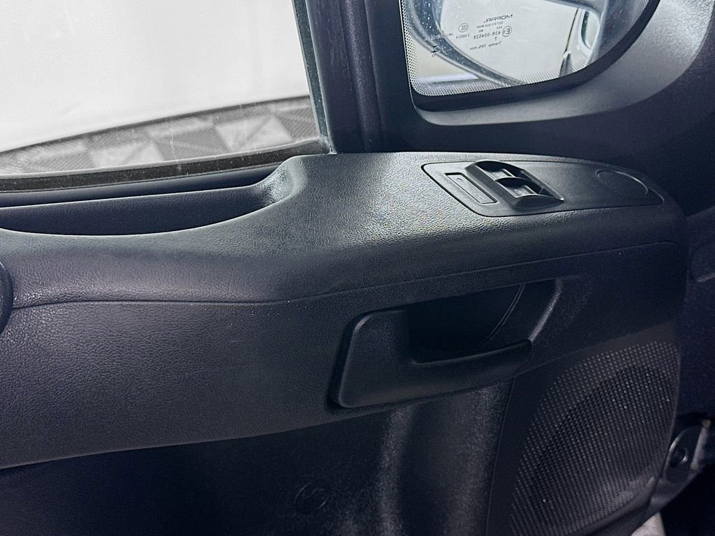 Used 2023 RAM ProMaster 2500 image 24